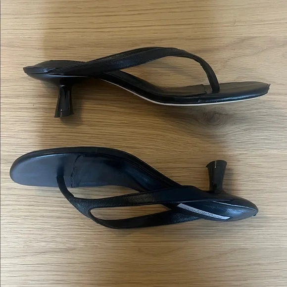 Tony Bianco leather slides - Picture 3 of 6